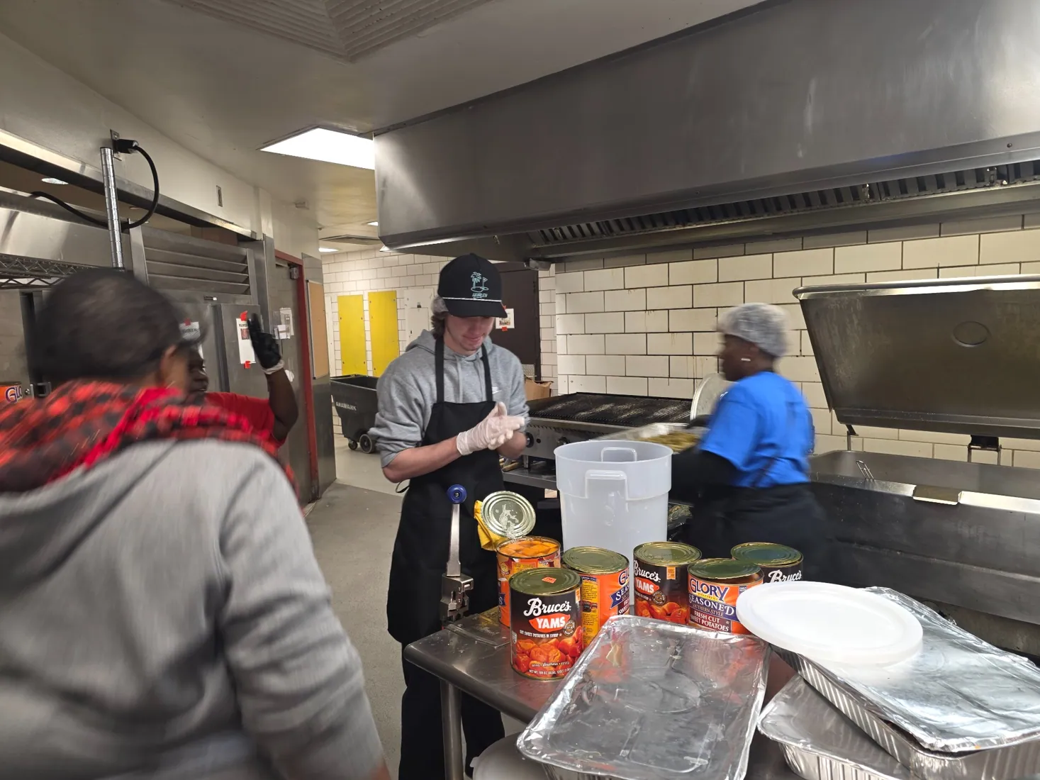 Volunteers working together